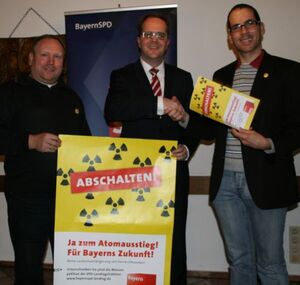 Markus Rinderspacher mit Johannes Faden (r.) und Rainer Pasta (l.)
