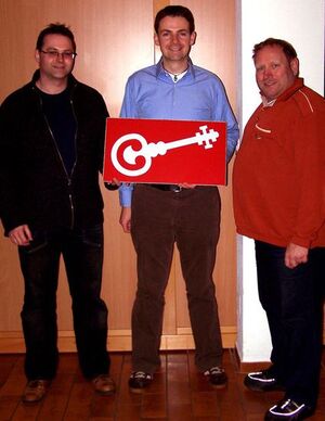 V.l. Armin Buchner, Marktgemeinderat Martin Kreutz, AK-Sprecher Rainer Pasta